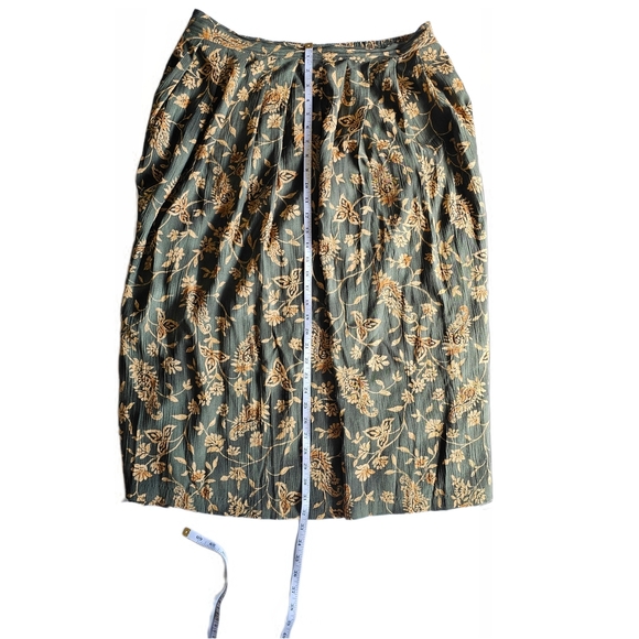 Dress Barn Olive and Mustard Floral A-Line Maxi Skirt With Pockets - Picture 10 of 13
